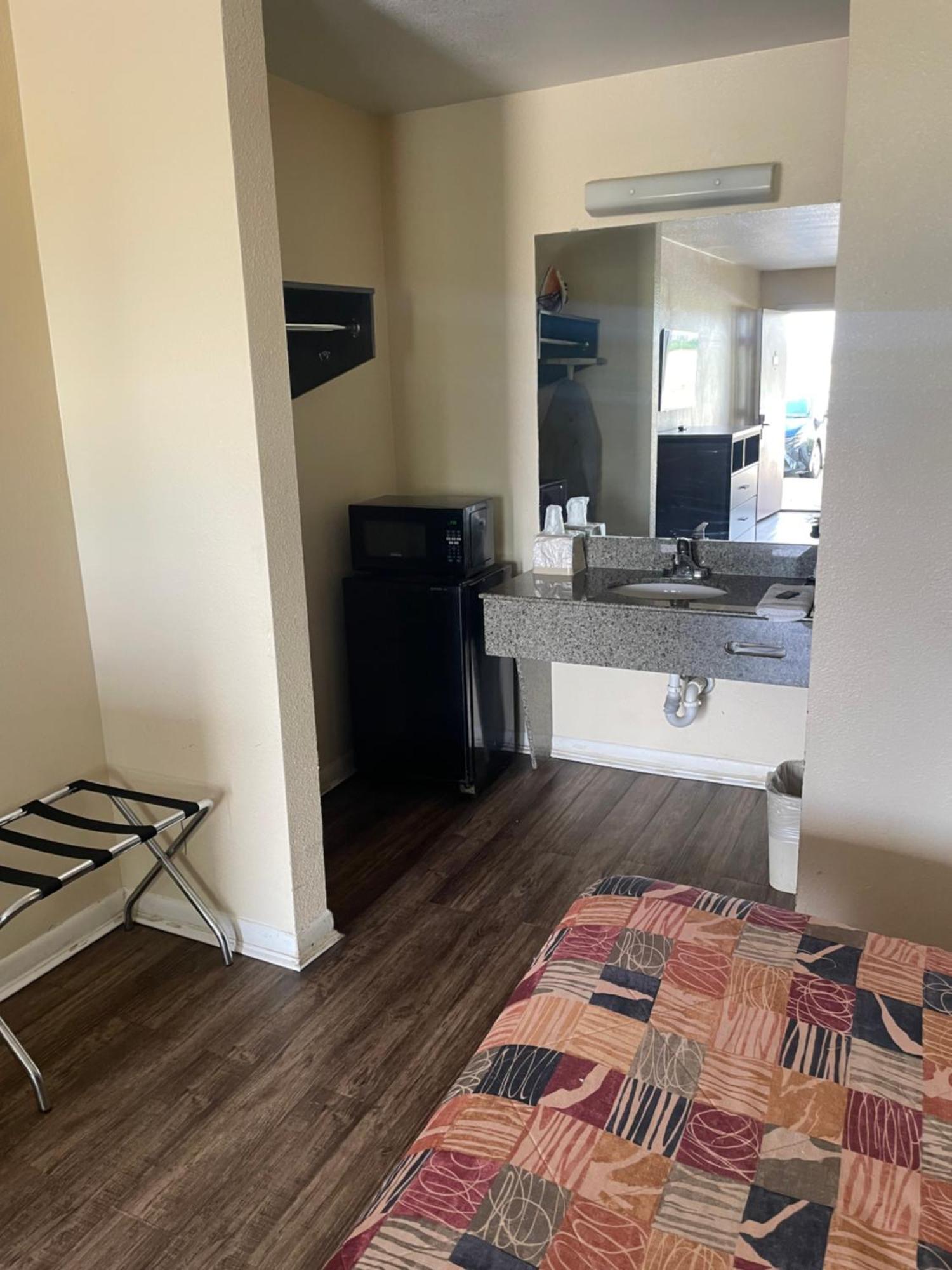 Relax Inn Marlin Ngoại thất bức ảnh
